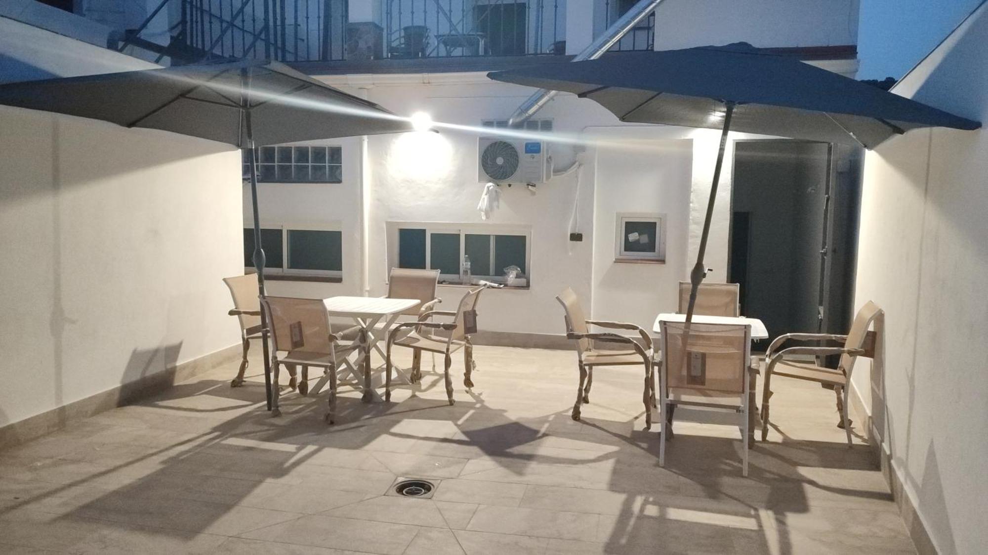 Apartamentos De Don Juan Almaden de la Plata Bagian luar foto